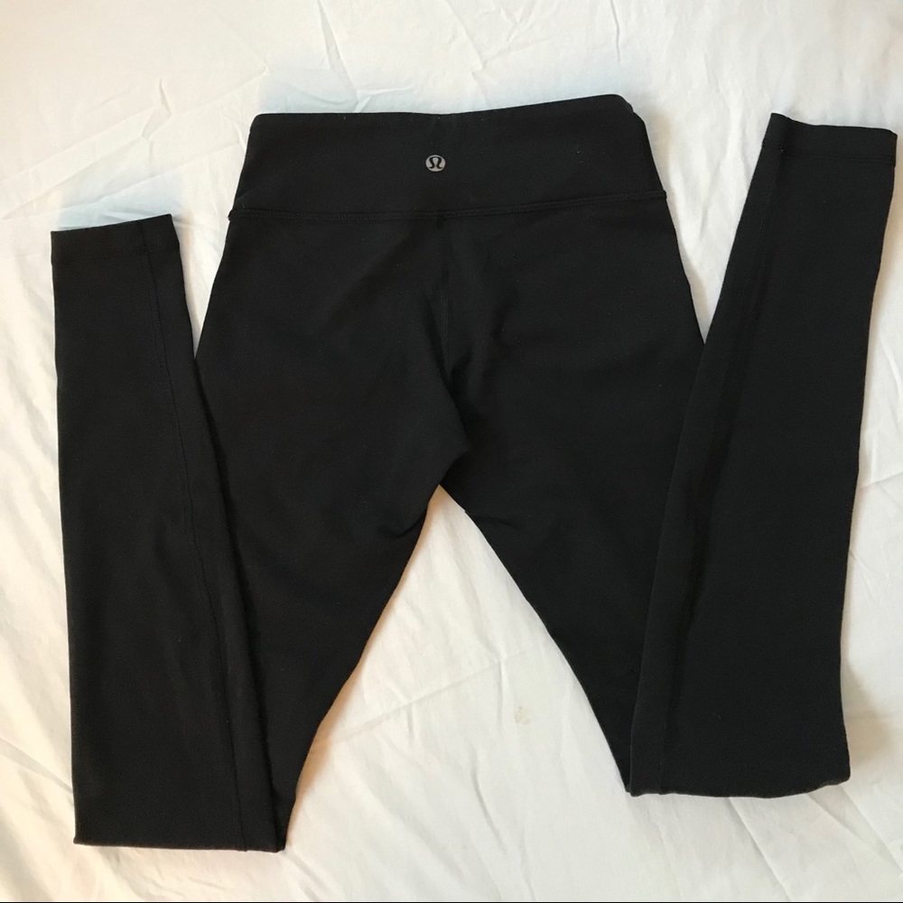 Reversible black Lululemon leggings